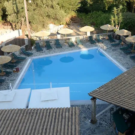 Yannis & Suites Hotel